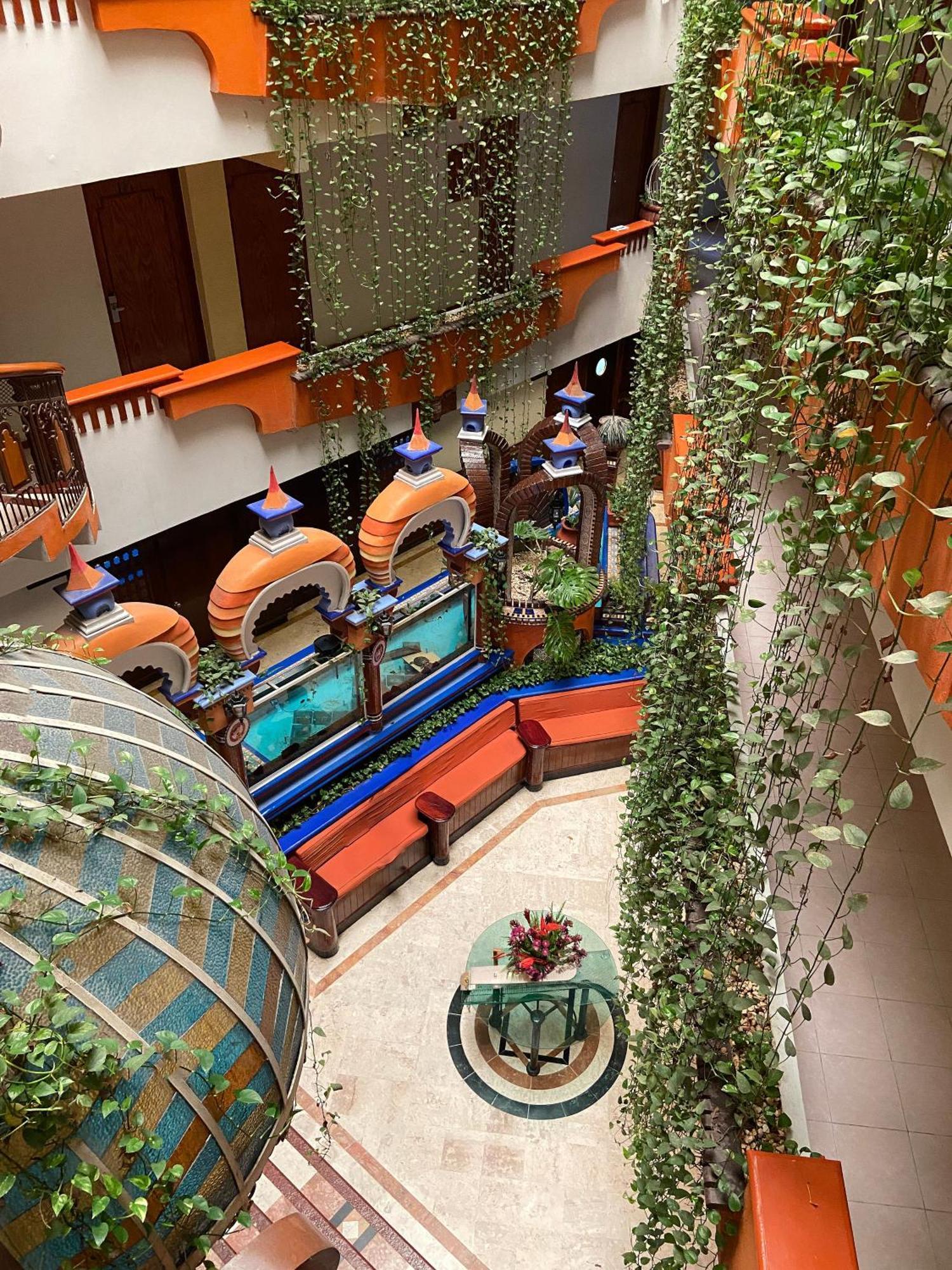 Hotel Baez Carrizal ビジャエルモッサ エクステリア 写真