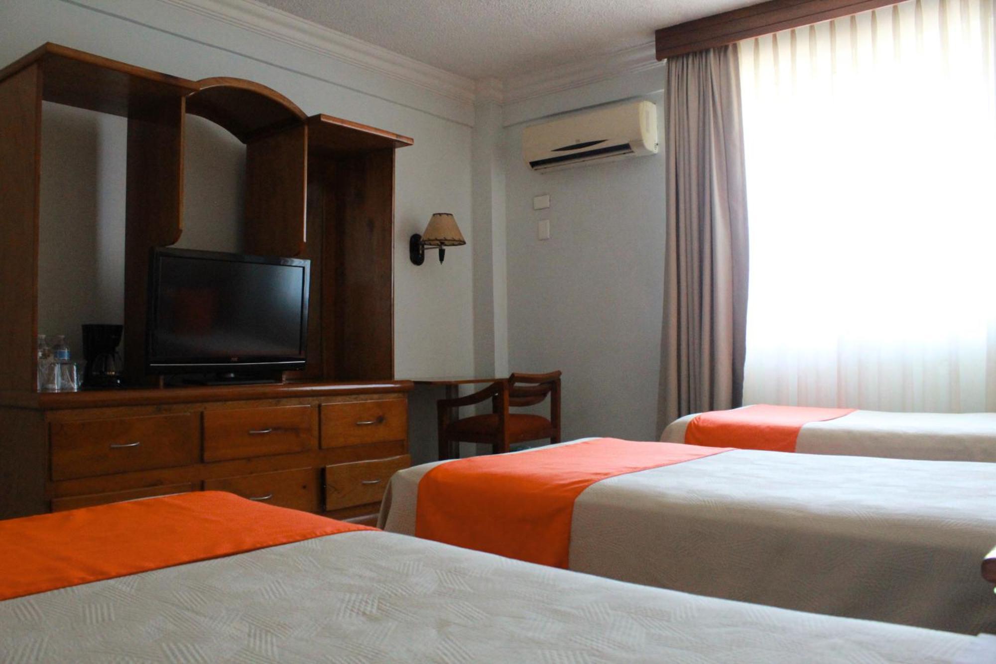 Hotel Baez Carrizal ビジャエルモッサ エクステリア 写真