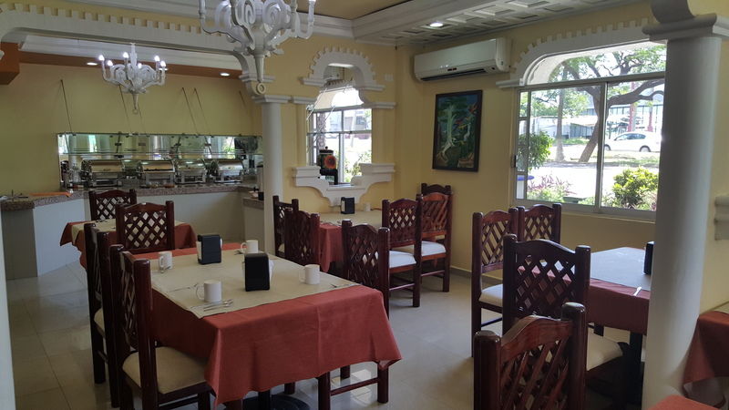 Hotel Baez Carrizal ビジャエルモッサ エクステリア 写真