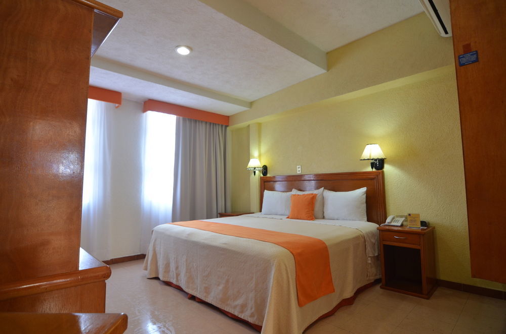 Hotel Baez Carrizal ビジャエルモッサ エクステリア 写真